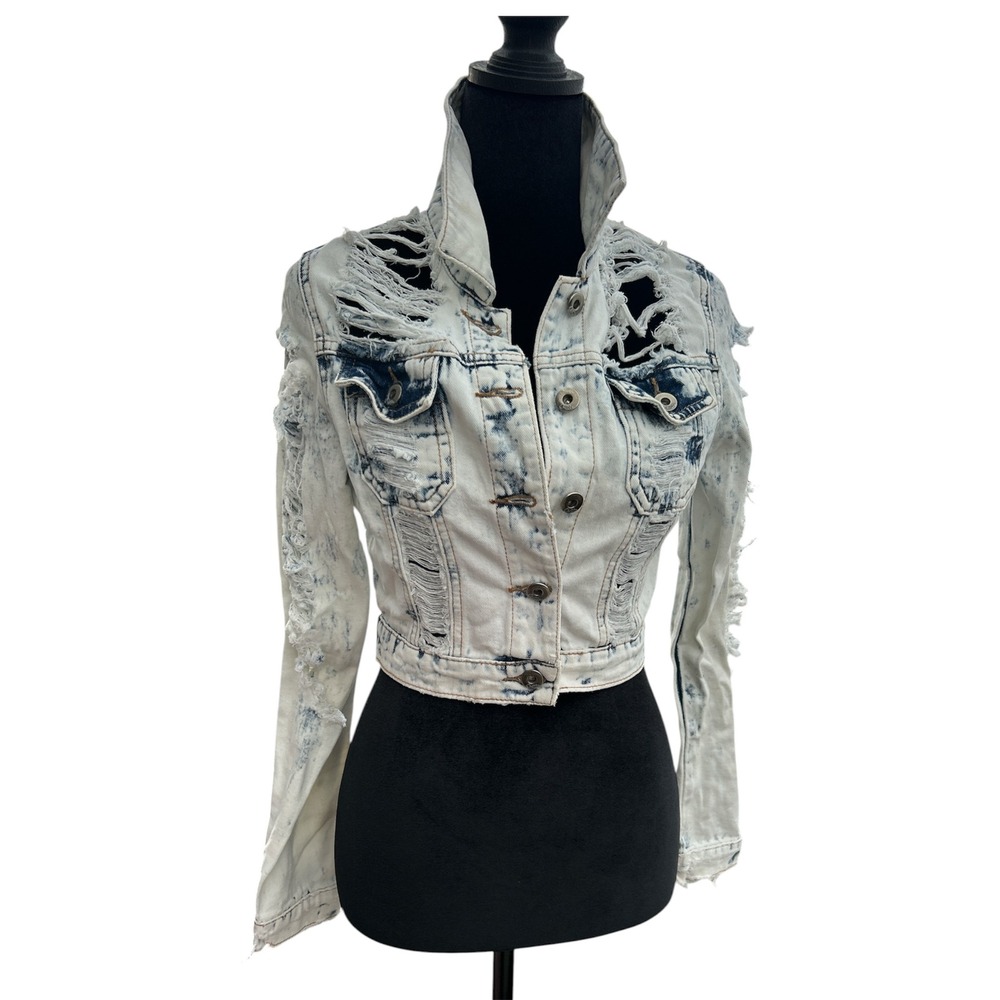 Chiqle Denim Architect Distressed Acid Wash Cropped Jean Jacket CY6498LA Small - Picture 10 of 10
